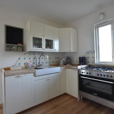 Haus Seegang Für Naturliebhaber, Strandnah, Ruhig, Mit Großem Garten * Pepelow