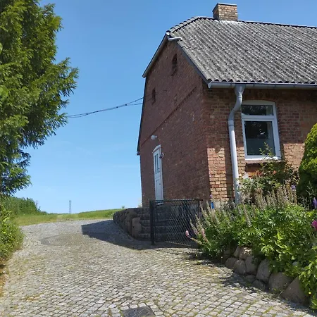 Haus Seegang Für Naturliebhaber, Strandnah, Ruhig, Mit Großem Garten Ferienhaus Pepelow